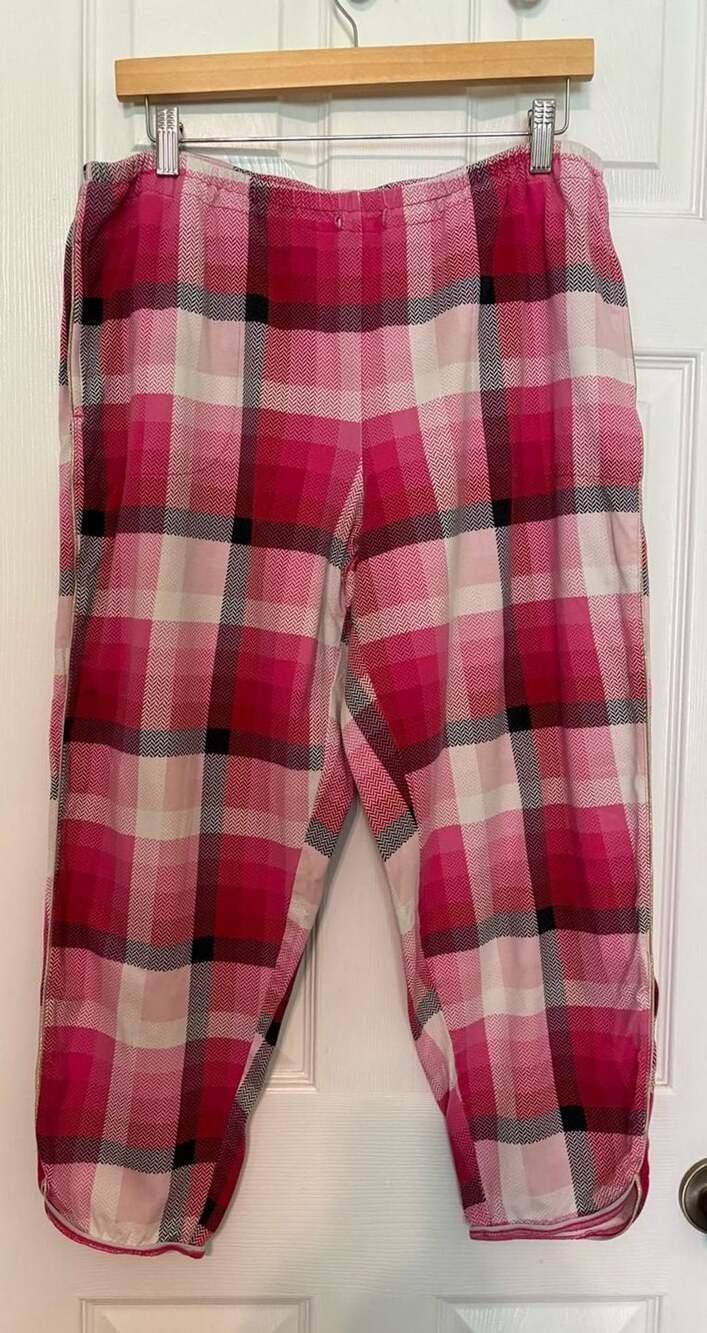 Fair condition, Soma Pink Plaid Pajama Pants XL, ankle/cropped